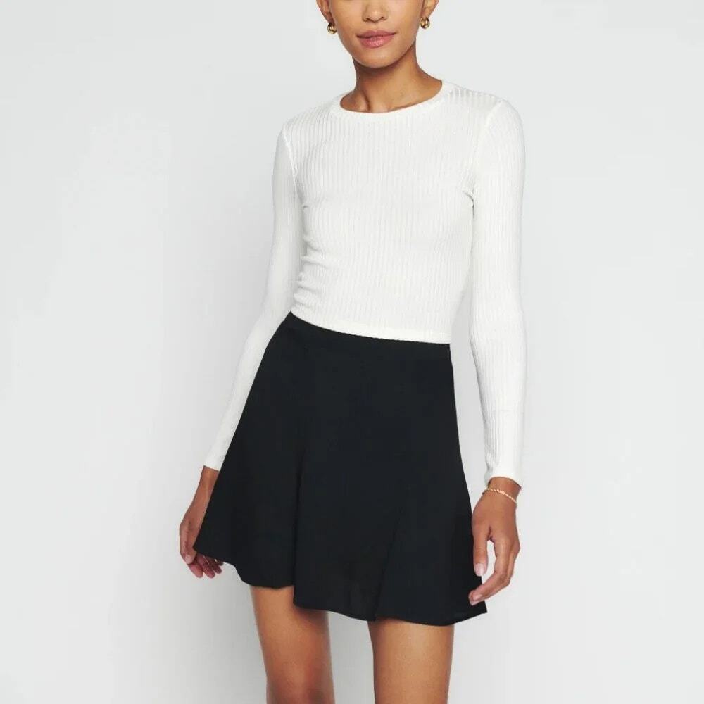 Reformation Flounce Mini Skirt Black A-Line Minimalist Classic SZ 2